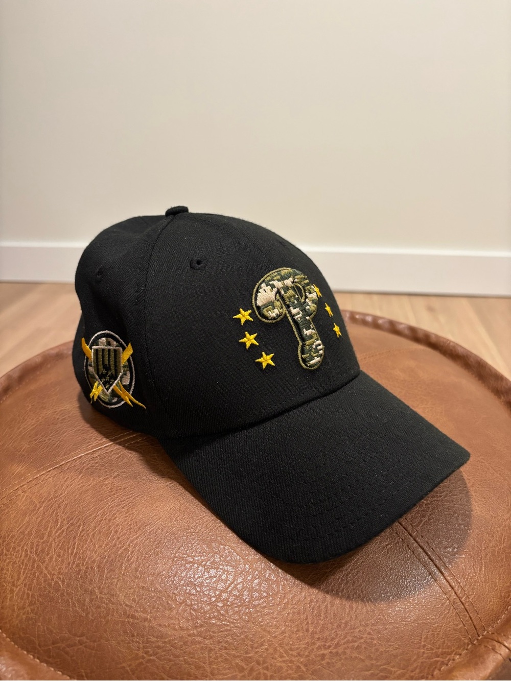 Philadelphia Phillies 2024 armed forces hat. New era flexfit L/XL. Like new